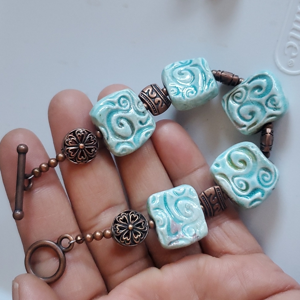 Beautiful hand-made glass bracelet 😍